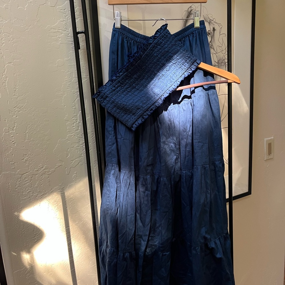 Esse The Label Blue Women’s Tiered Maxi Skirt and smocked bandeau top small
